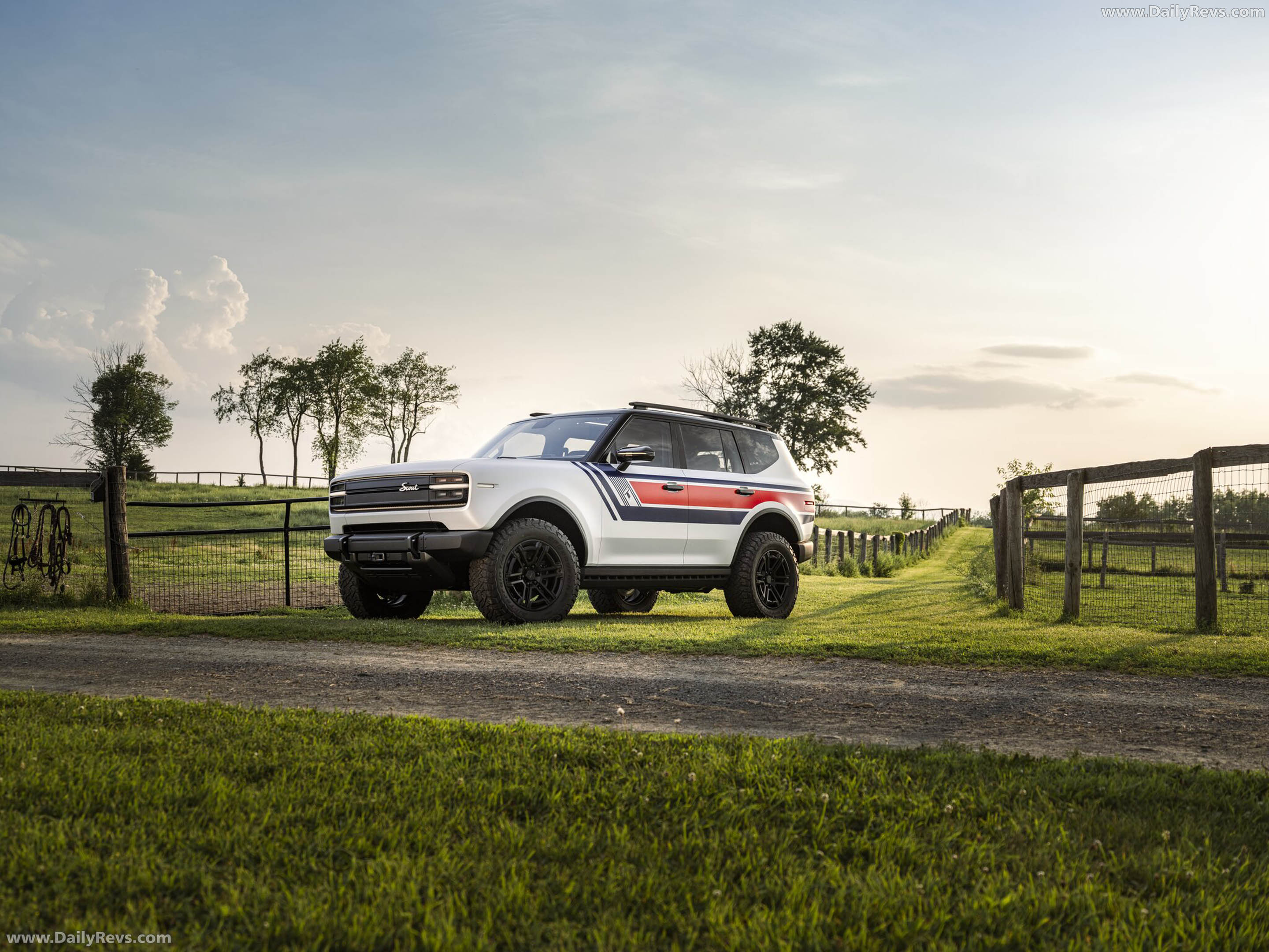 2026 Scout Motors Traveler Spirit of 76 Front View